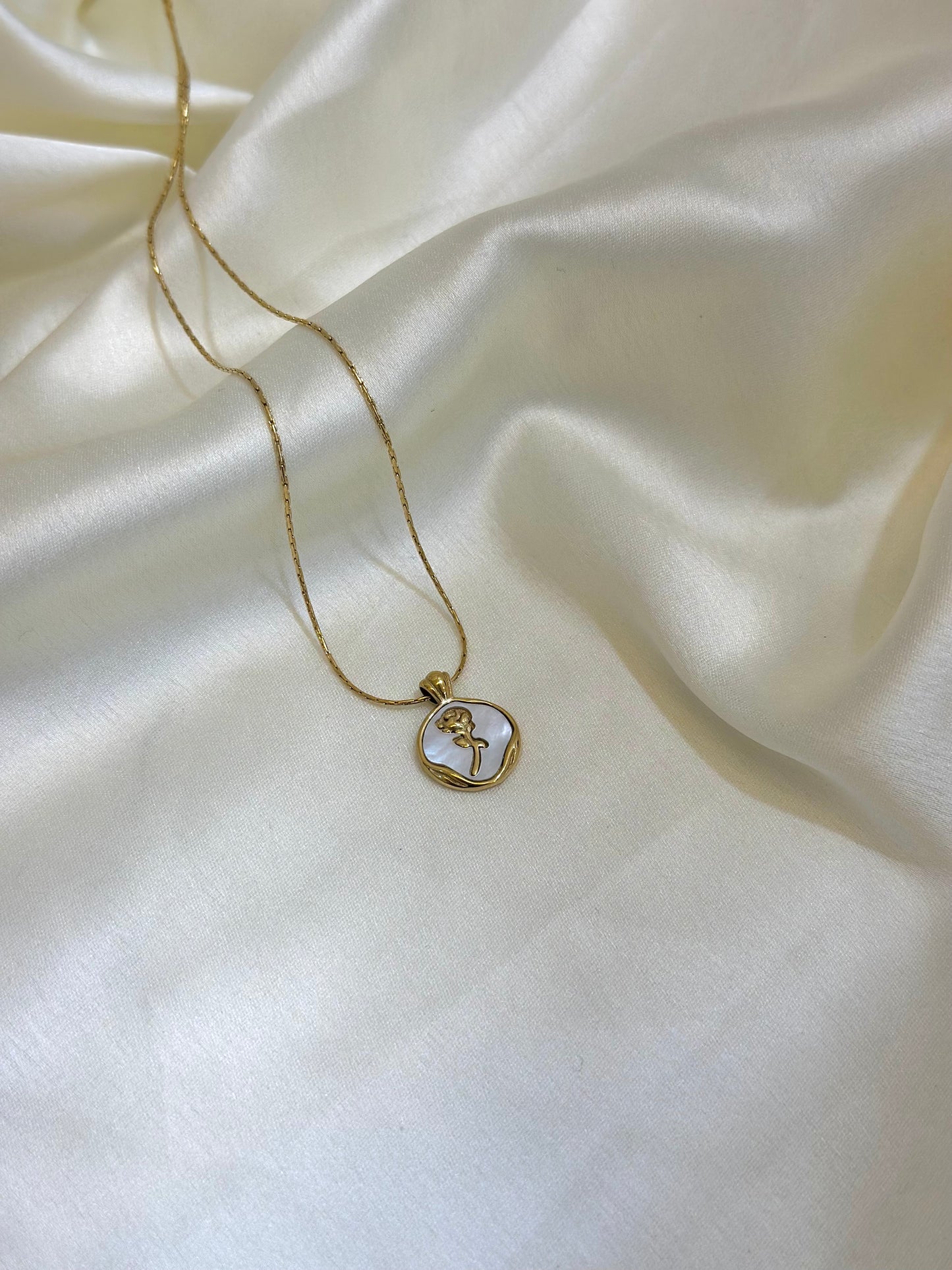 Rosalia necklace
