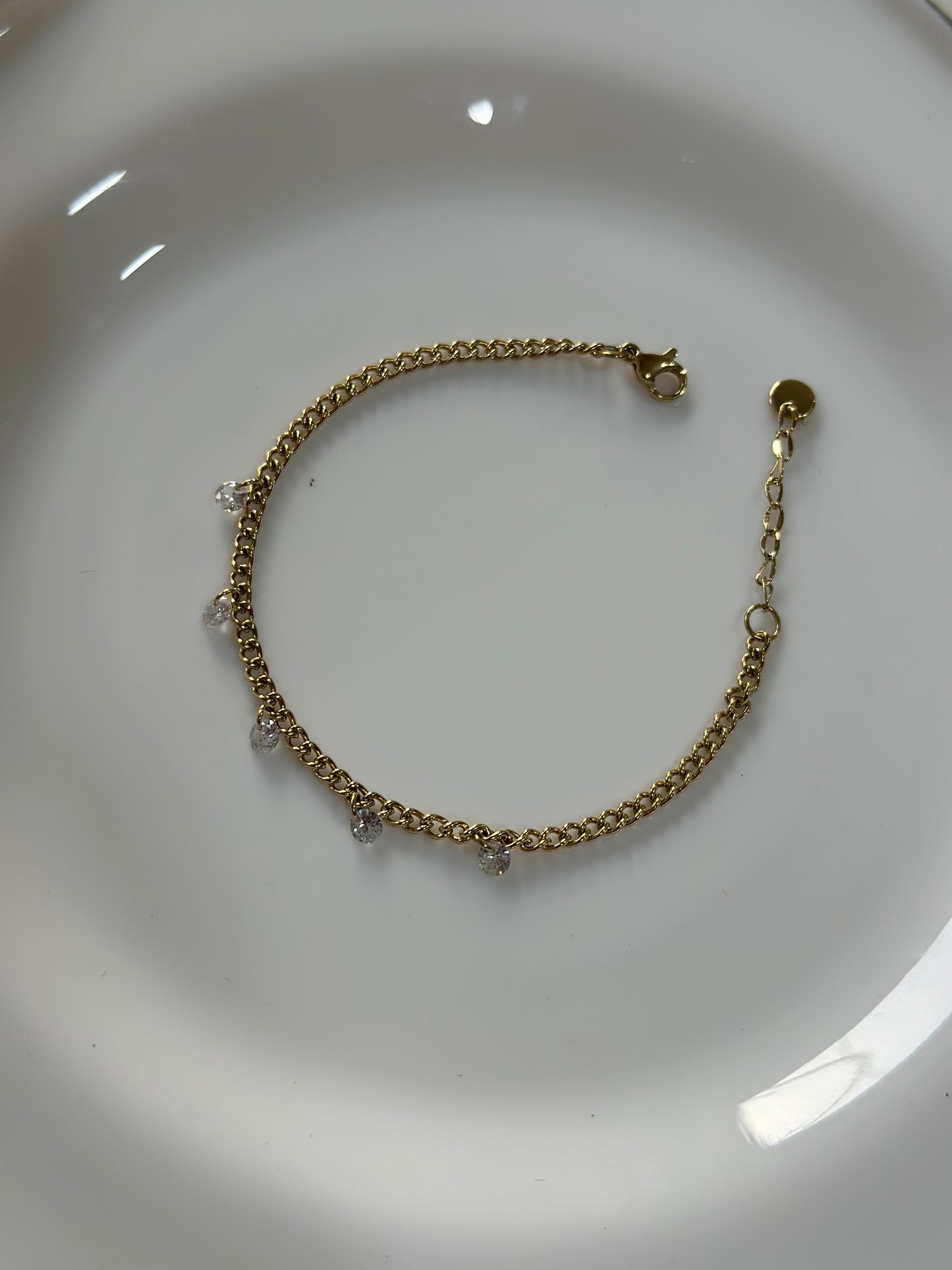 Mae alluring chain bracelet