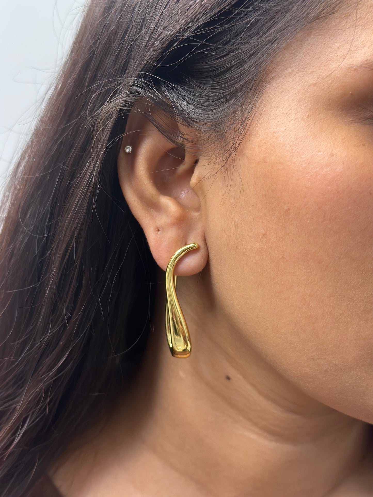 Mire statement earring