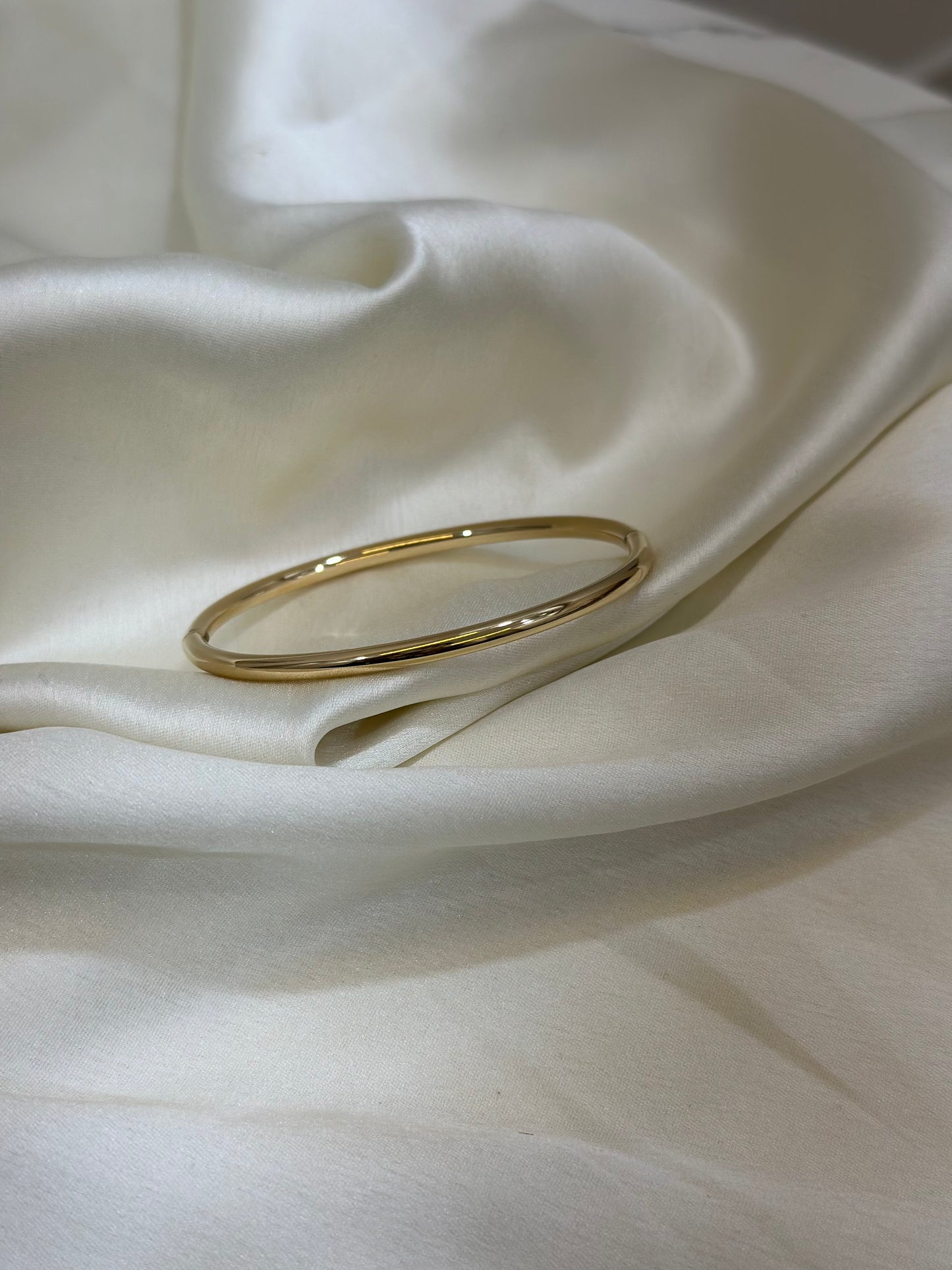 Nova sleek bracelet