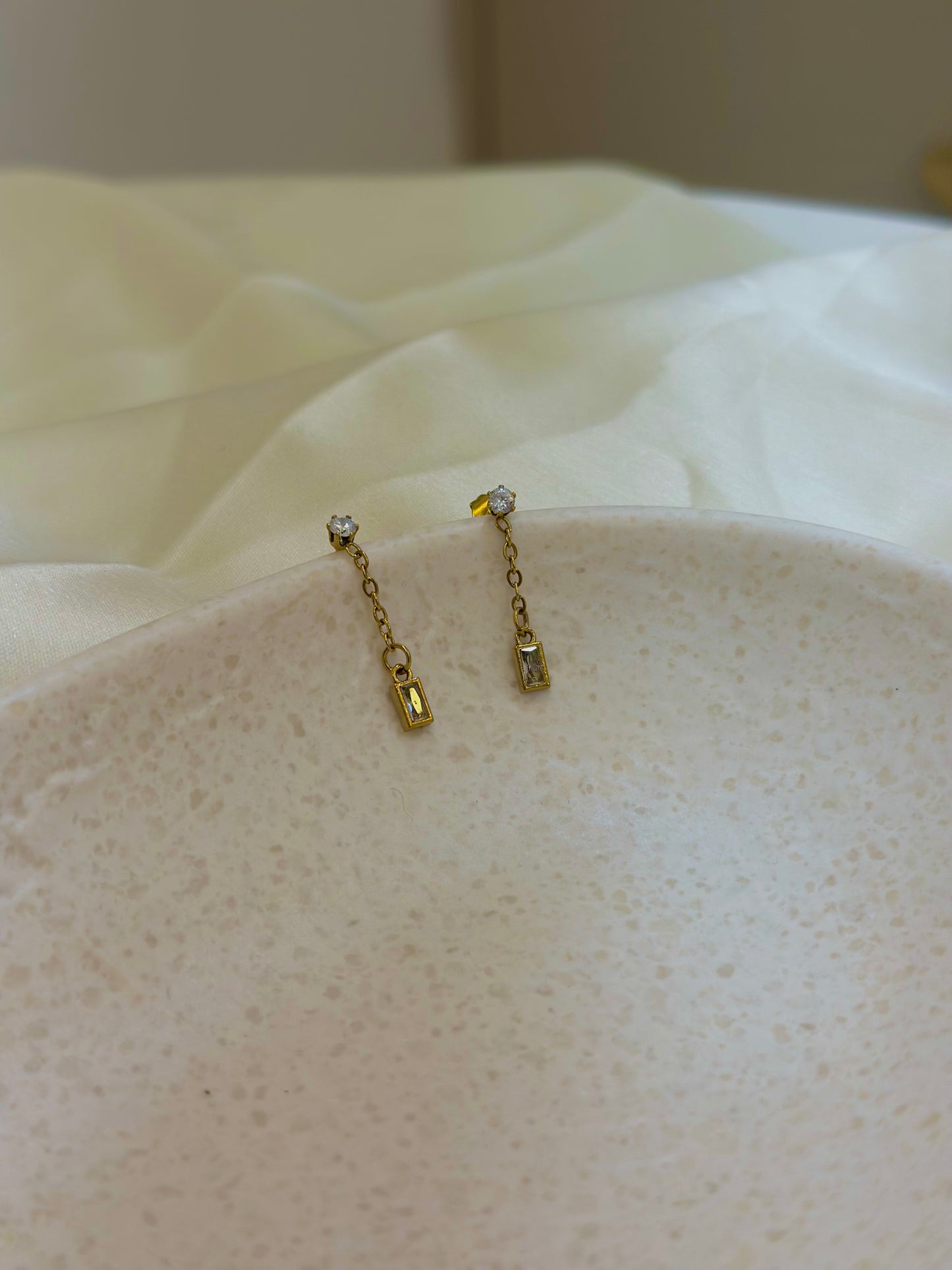 Darla earring