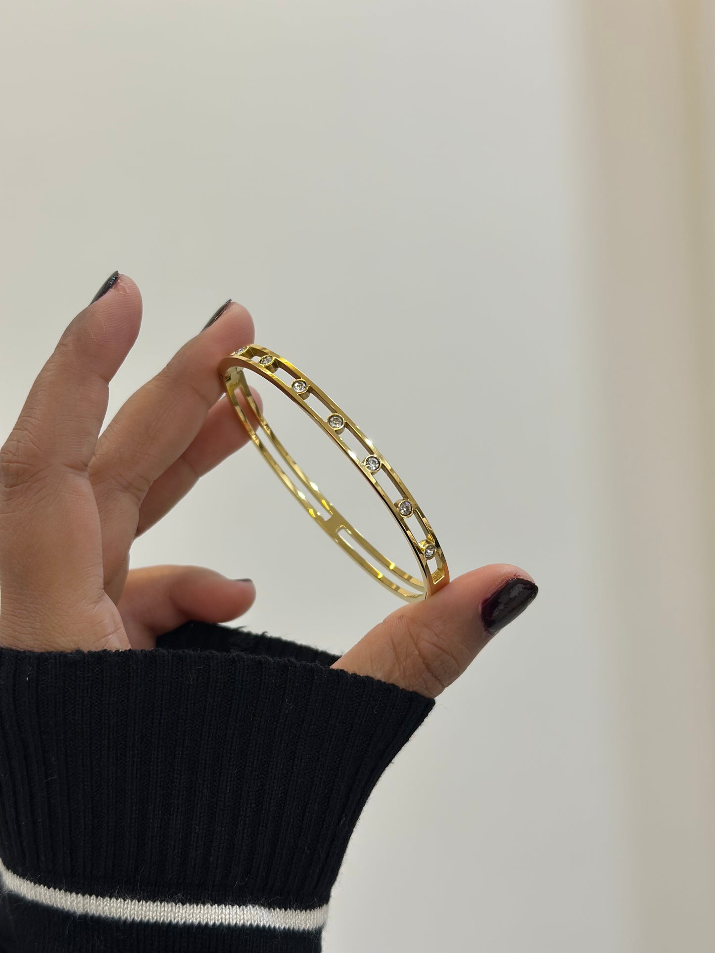 Niha studded band bracelet