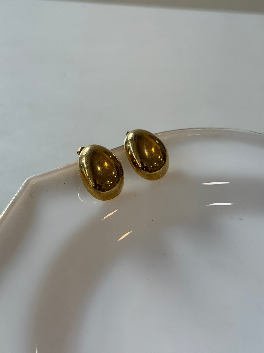 Blare statement stud earring