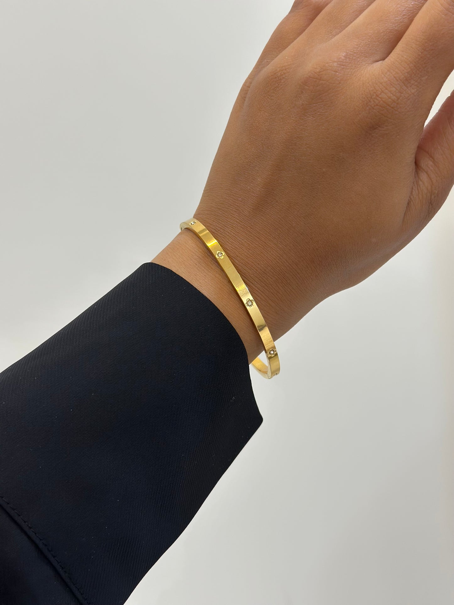 Aura band bracelet