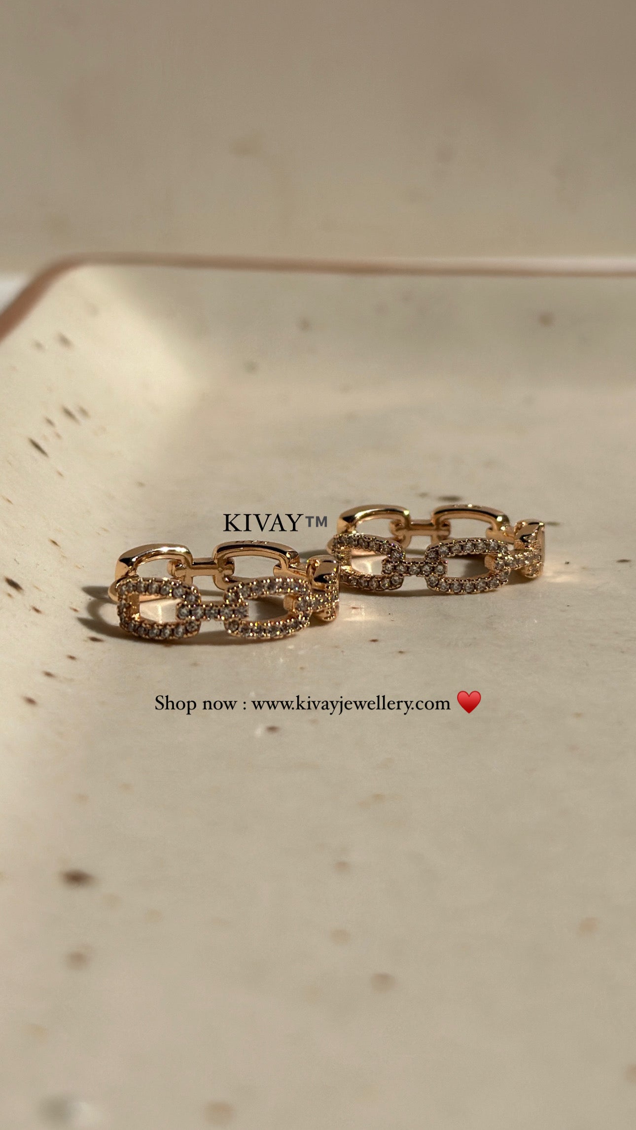 Arya earrings