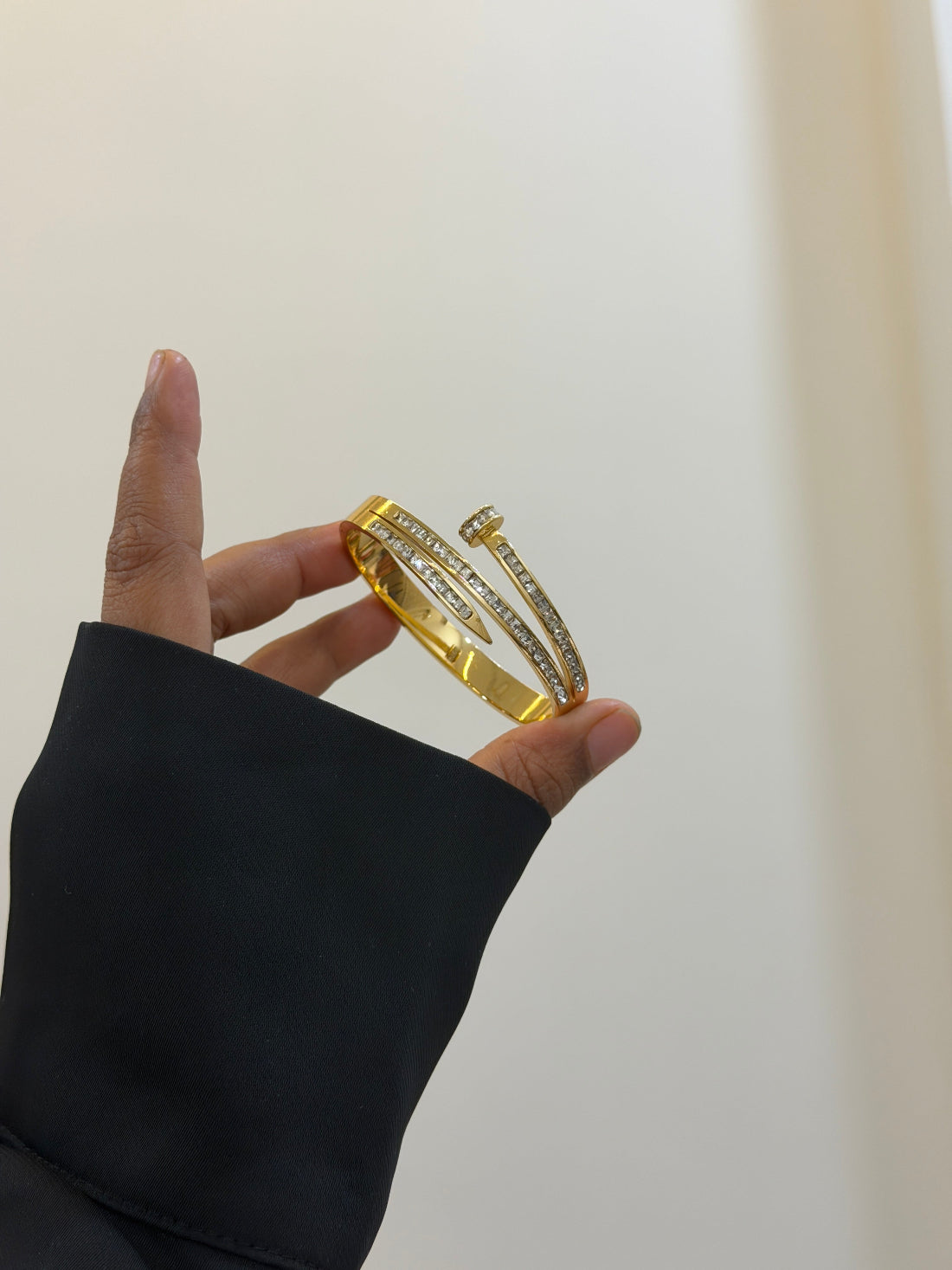 Layer nail small size luxe bracelet