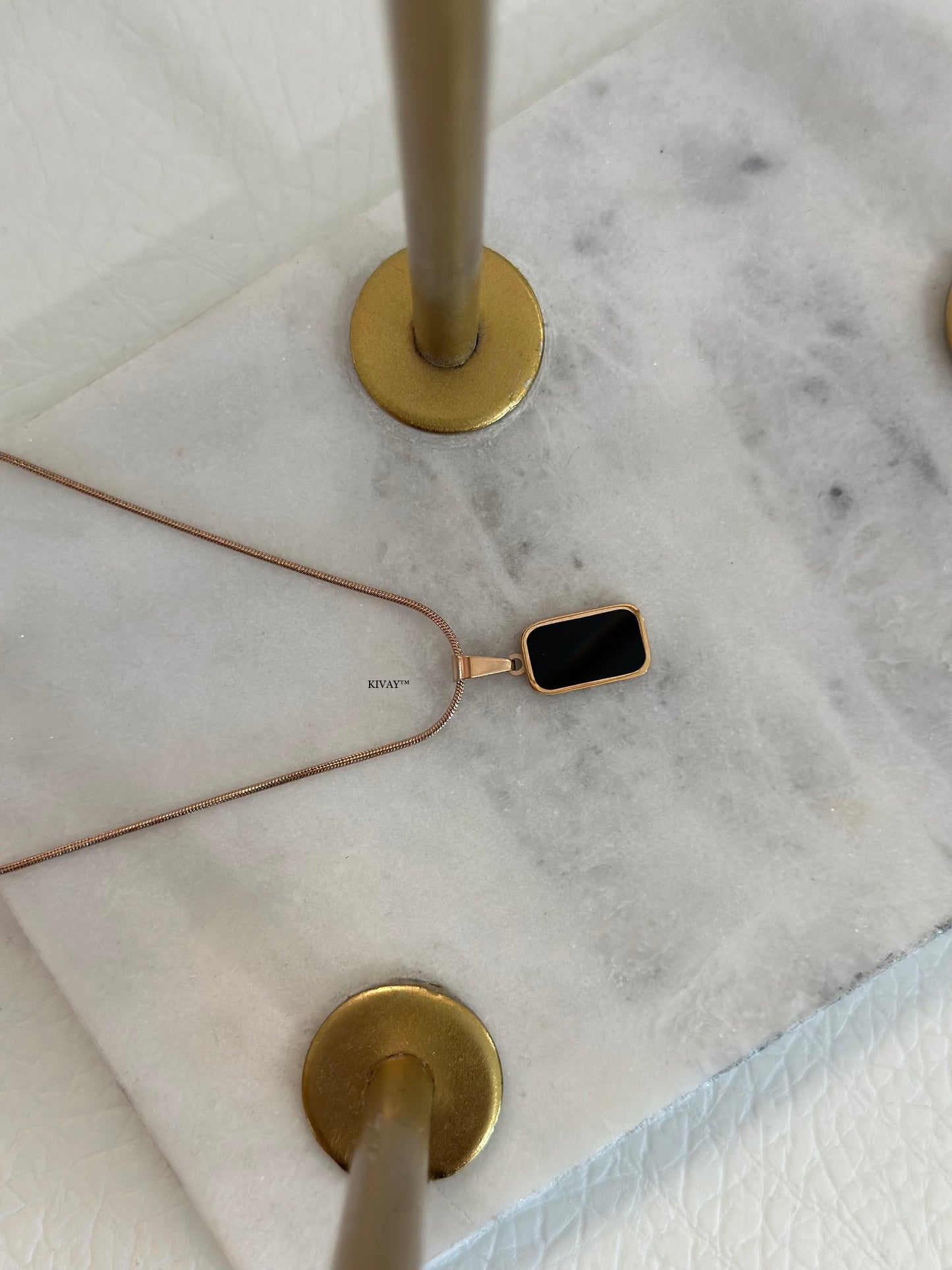 Zoe reversible necklace