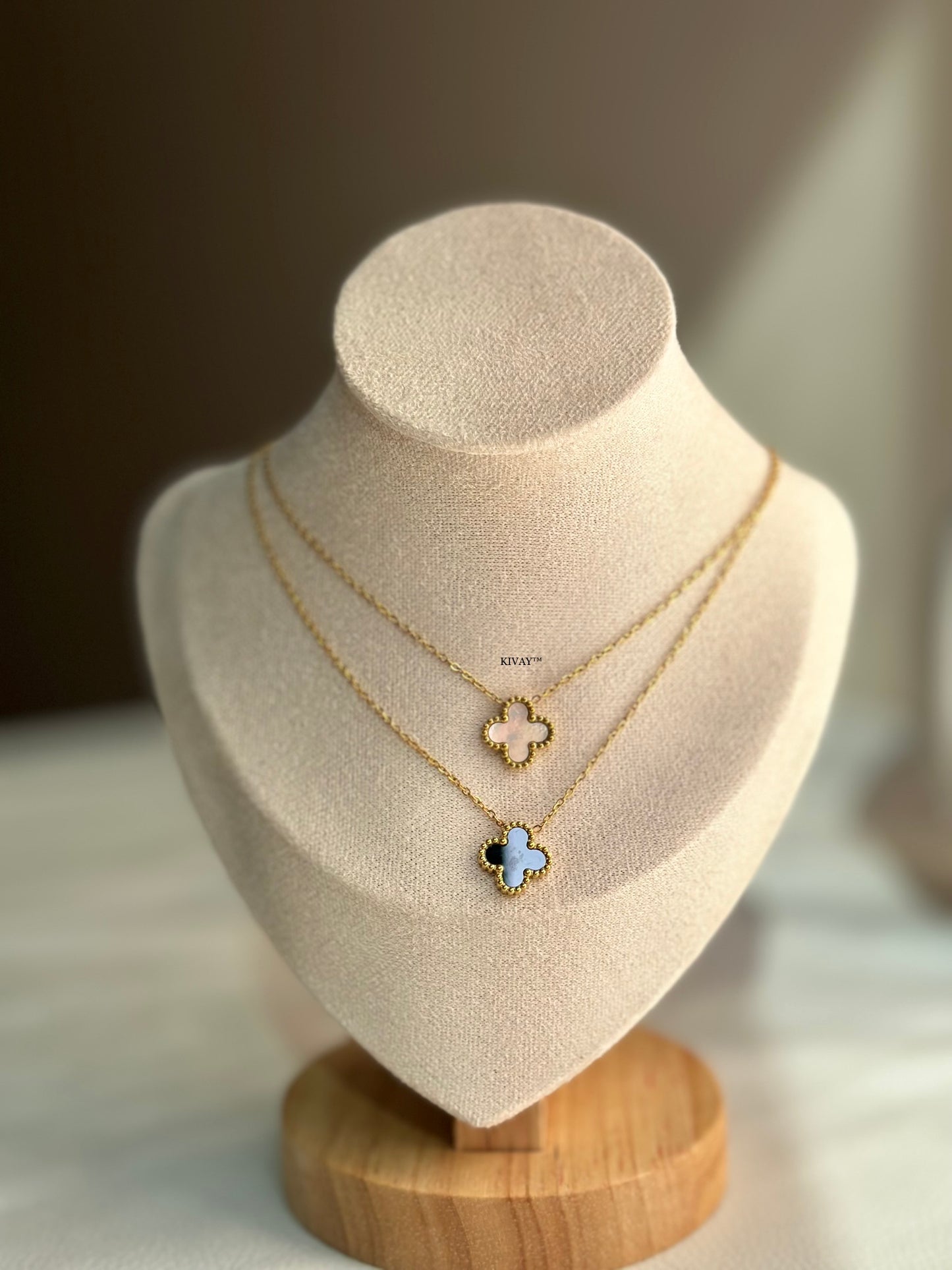 Minimal Floral reversible necklace