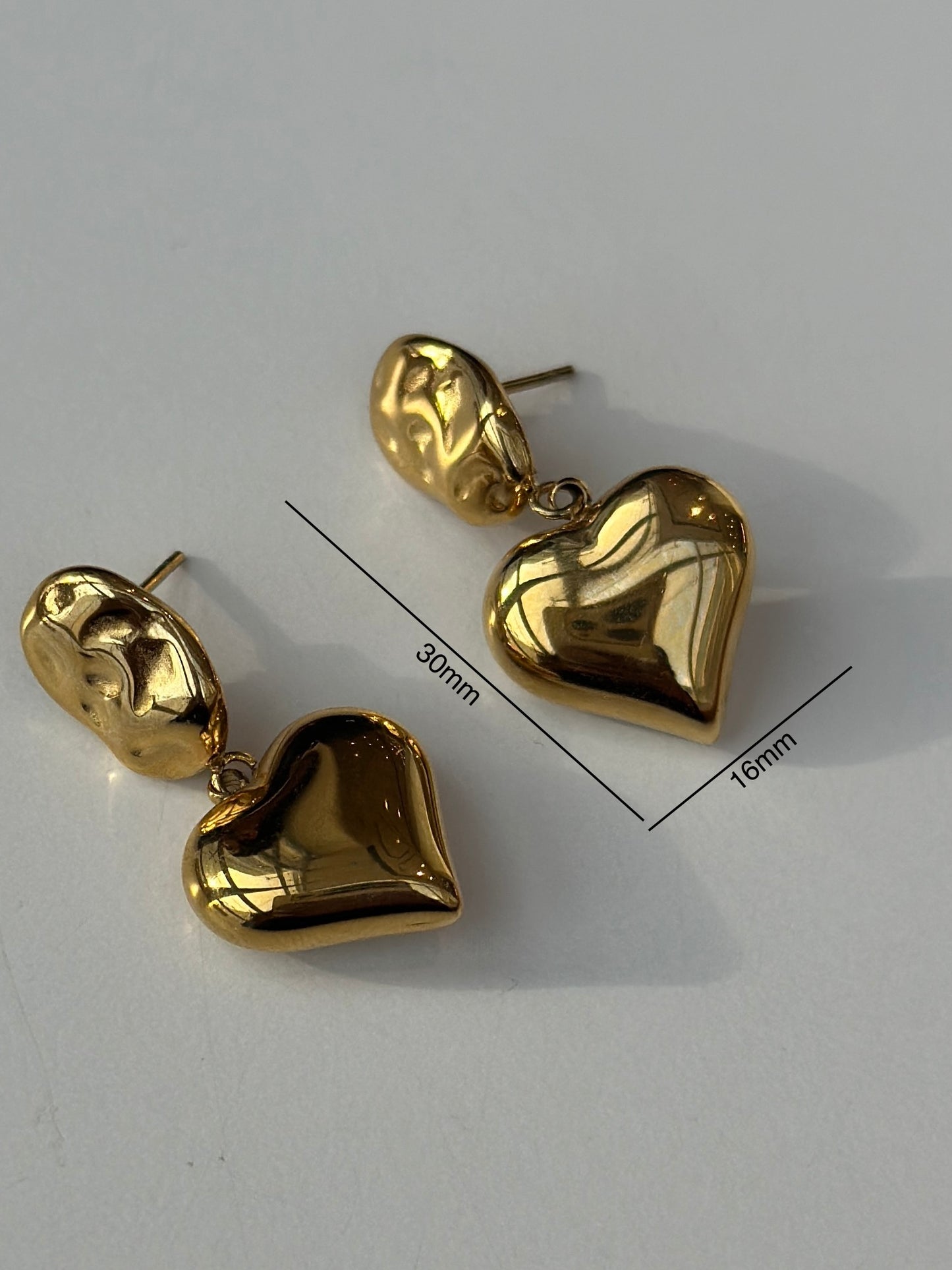 Dangle Heart Earring