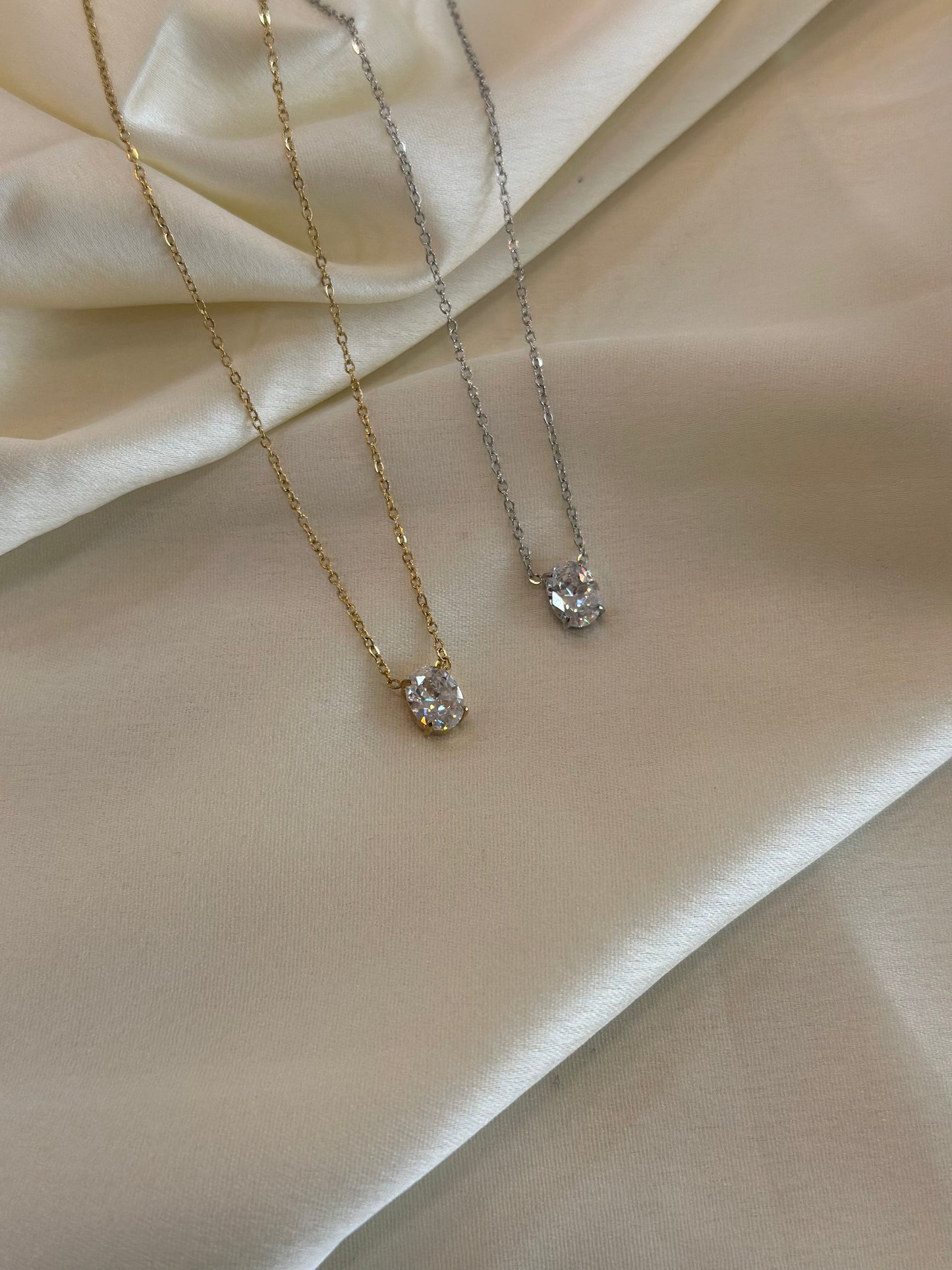 Ani Solitaire Necklace