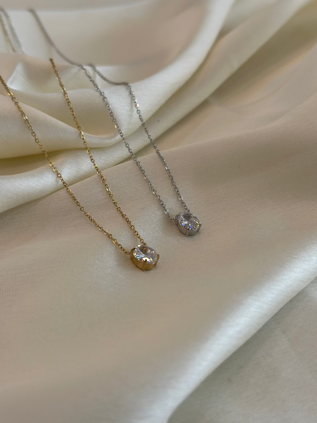 Ani Solitaire Necklace