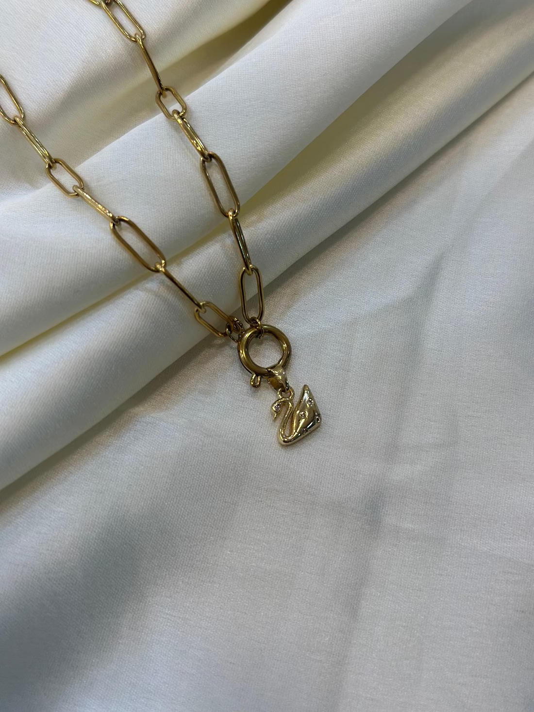 Luxe Swan