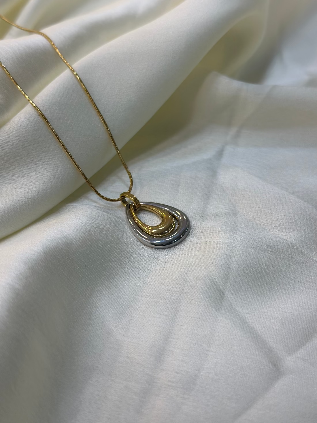 Droplet Necklace