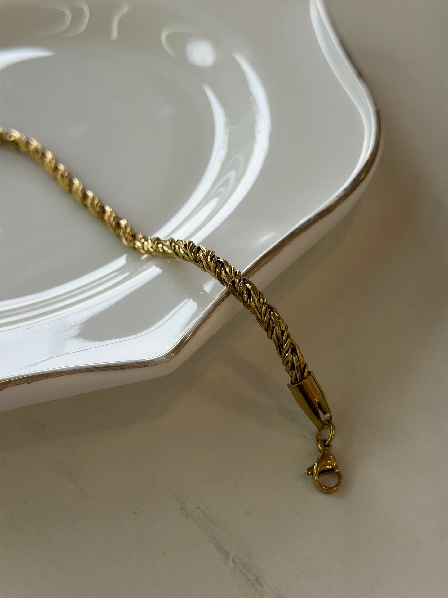 Misha chain bracelet