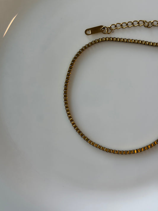 Mae classic minimal bracelet