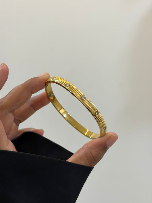 Azura luxe statement bracelet