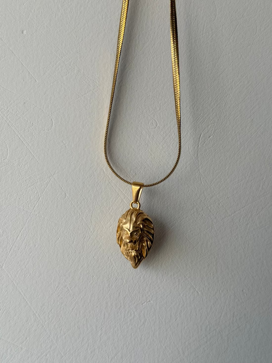 Lion chain