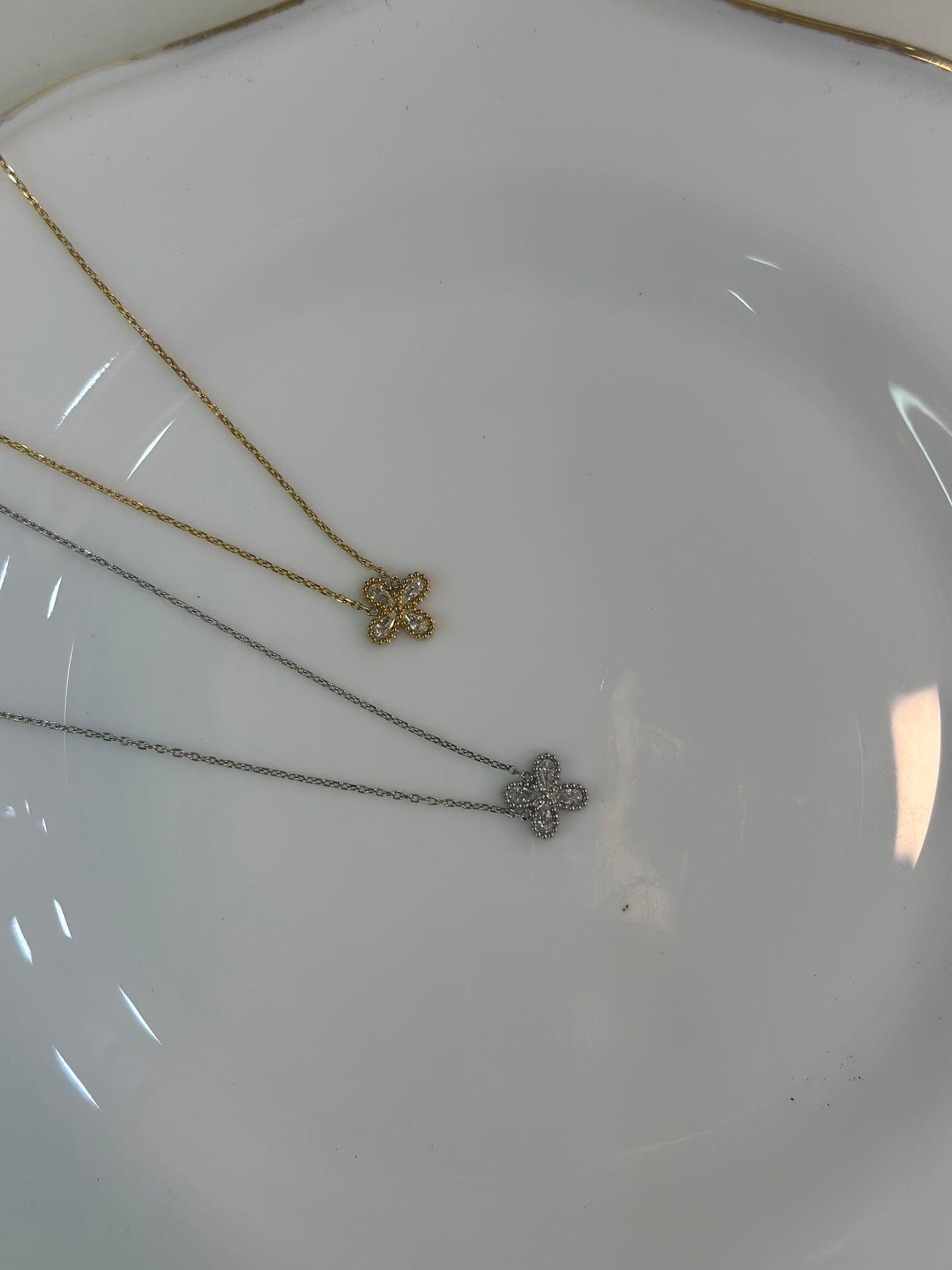 Luxe floral necklace