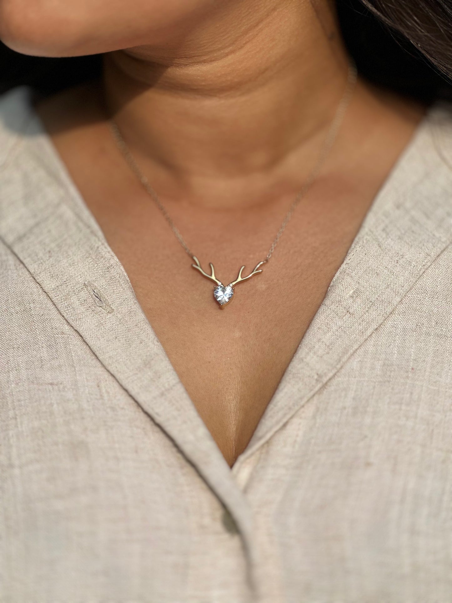 Ira luxe necklace ( Comes with premium box )