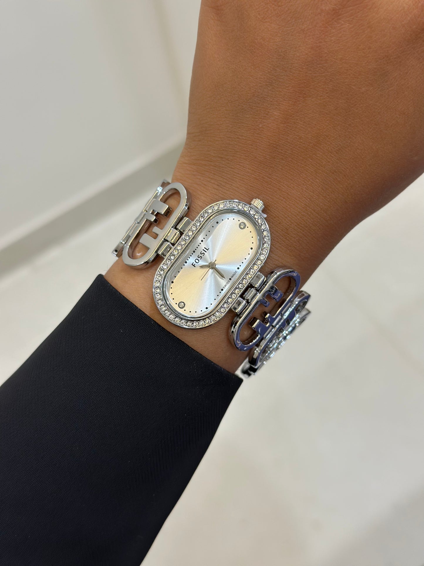 Party wear luxe watch