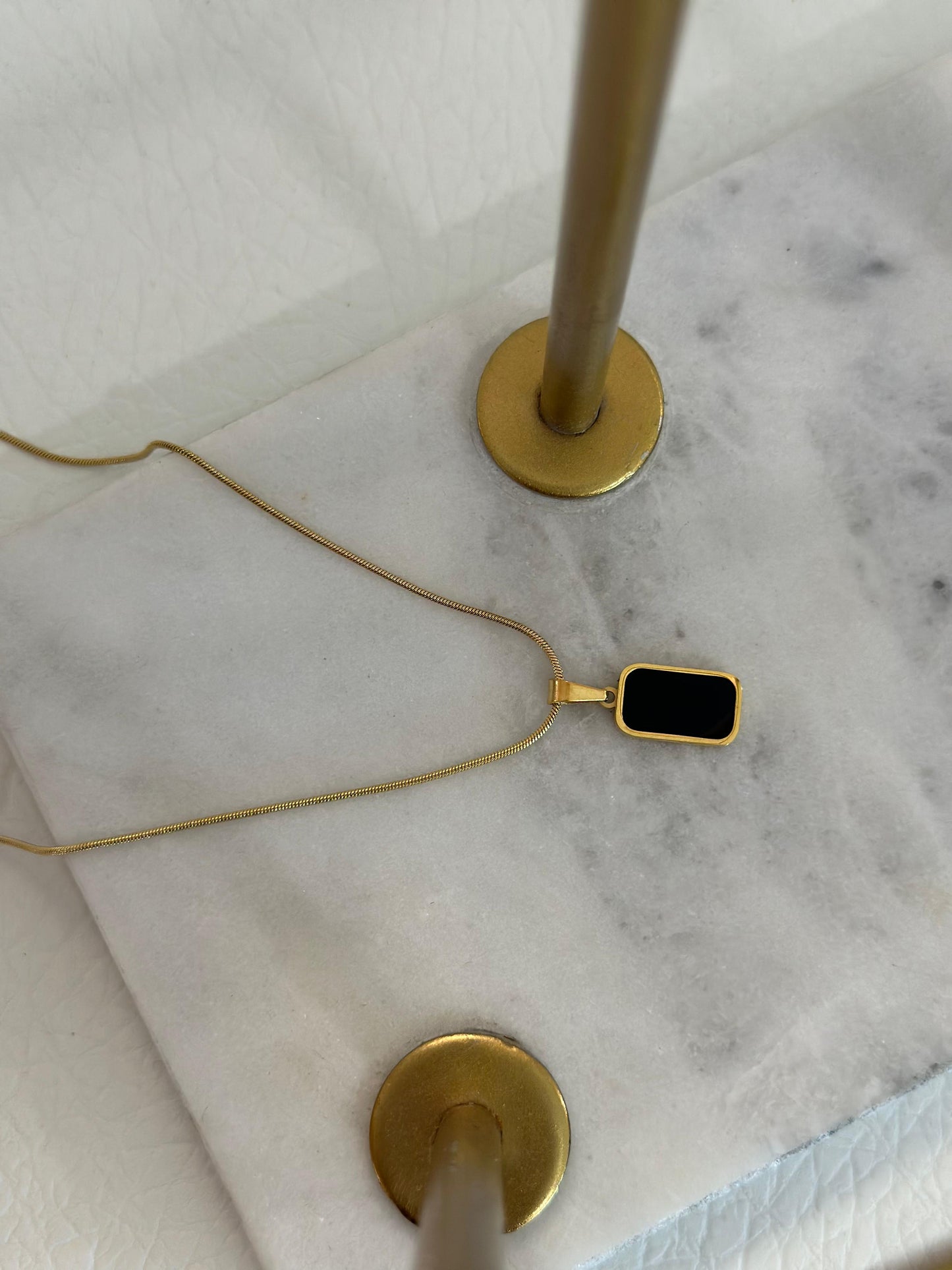 Zoe reversible necklace