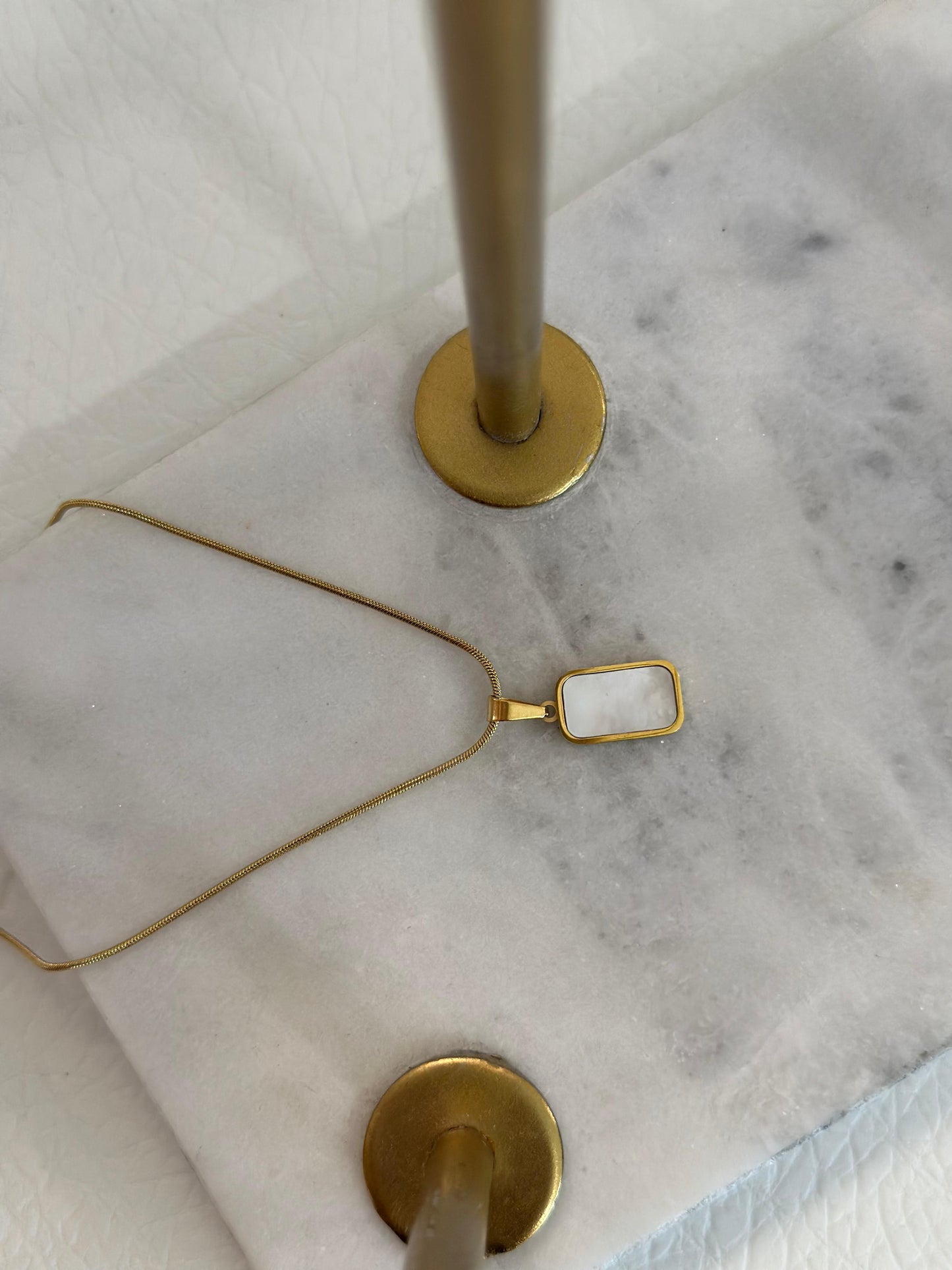Zoe reversible necklace