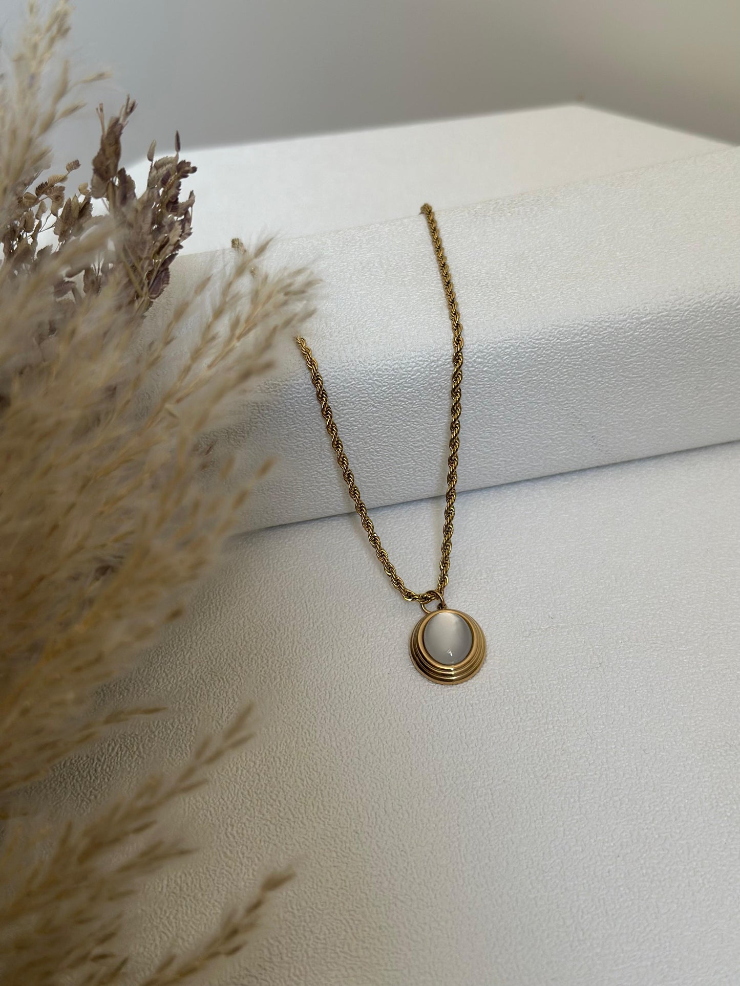 Lucy Necklace