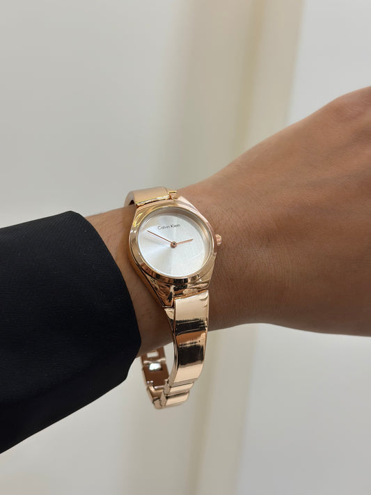 Elegant white dial watch