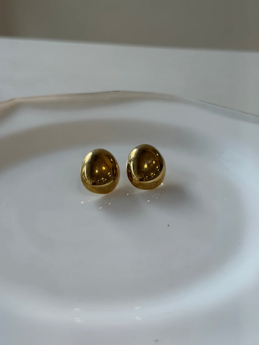 Blare statement stud earring