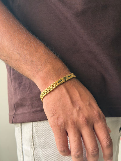 Divine om bracelet