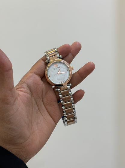 Classic dual tone watch