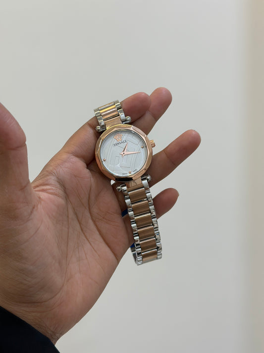 Classic dual tone watch