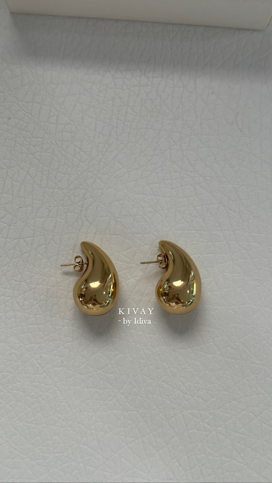 Drop earrings