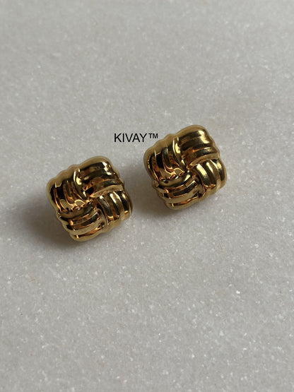 Extra AF Earring