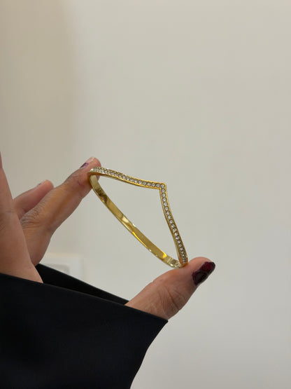 Luxe vista statement bracelet