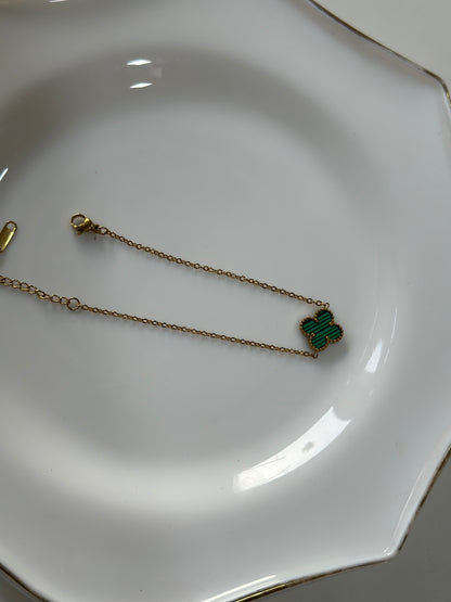 Green clover chain bracelet
