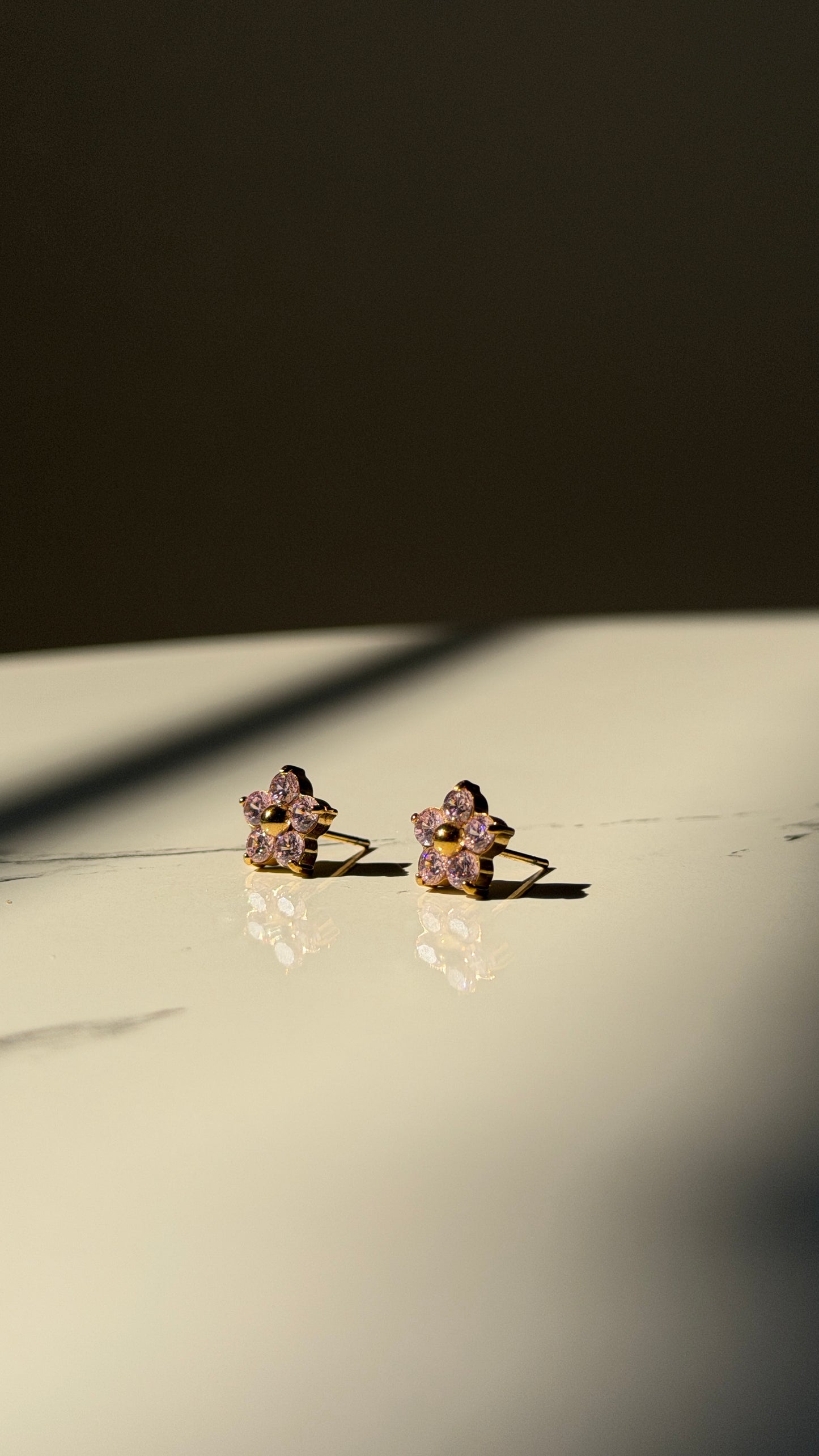 Aria stud earrings