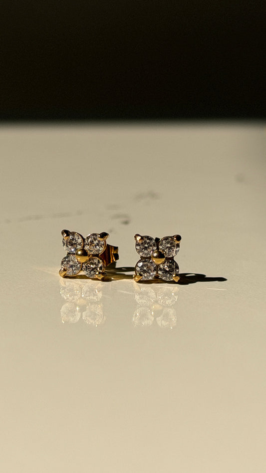 Amelia stud earrings