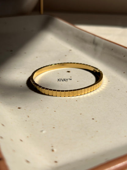 Trim bracelet