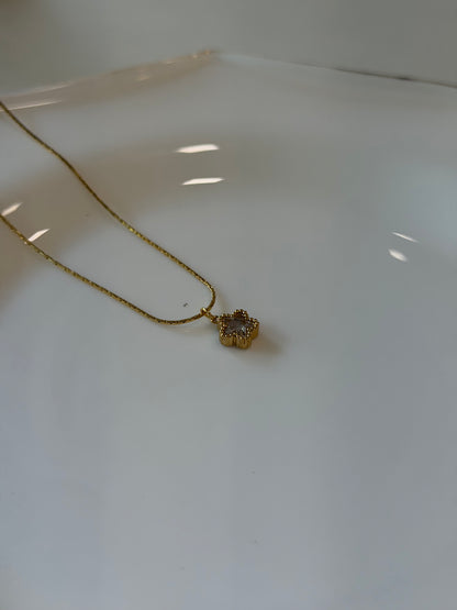 Starlight minimal necklace