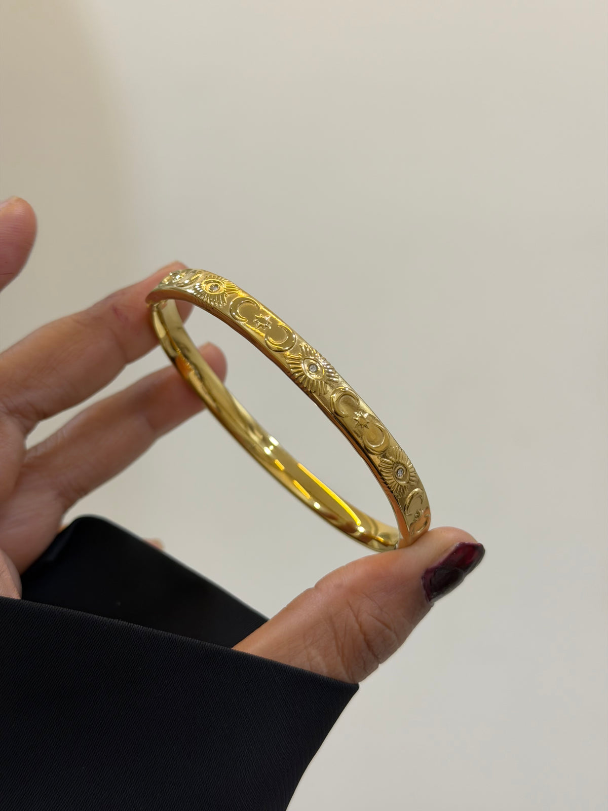Luxe sauna statement bracelet