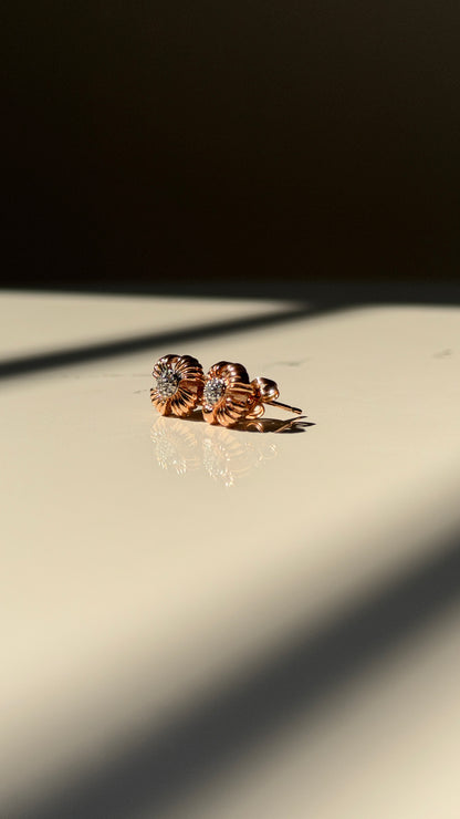 Floral stud earrings