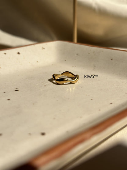 Twirl Ring