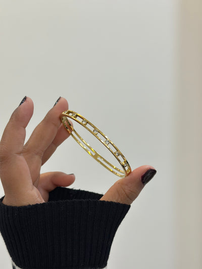 Niha studded band bracelet