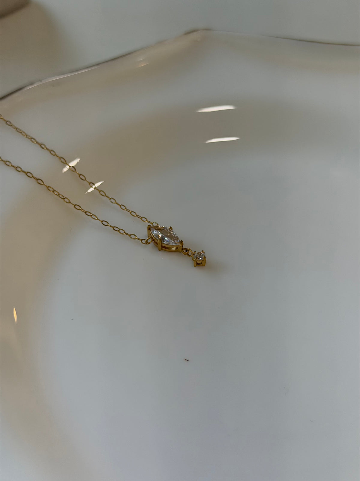 Nova diamanté necklace