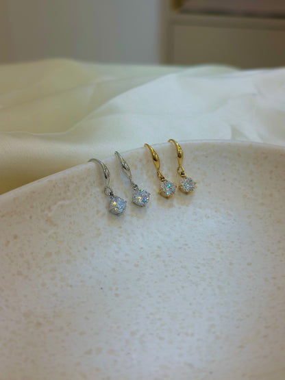 Scarlet drop earring
