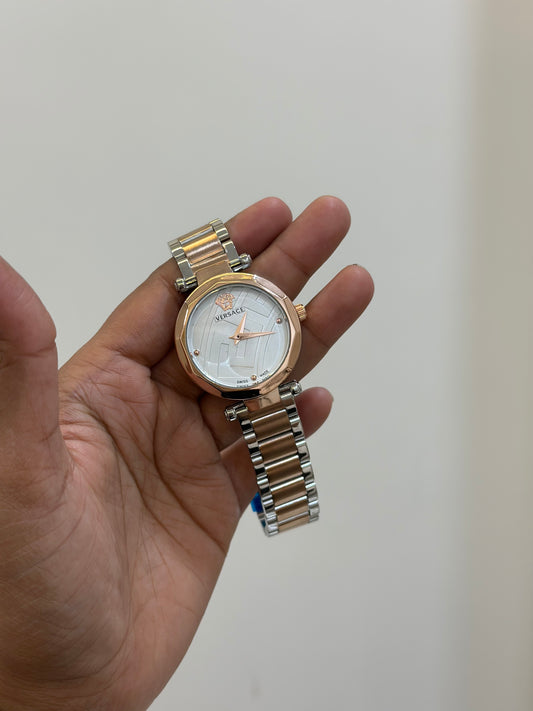Classic dual tone watch