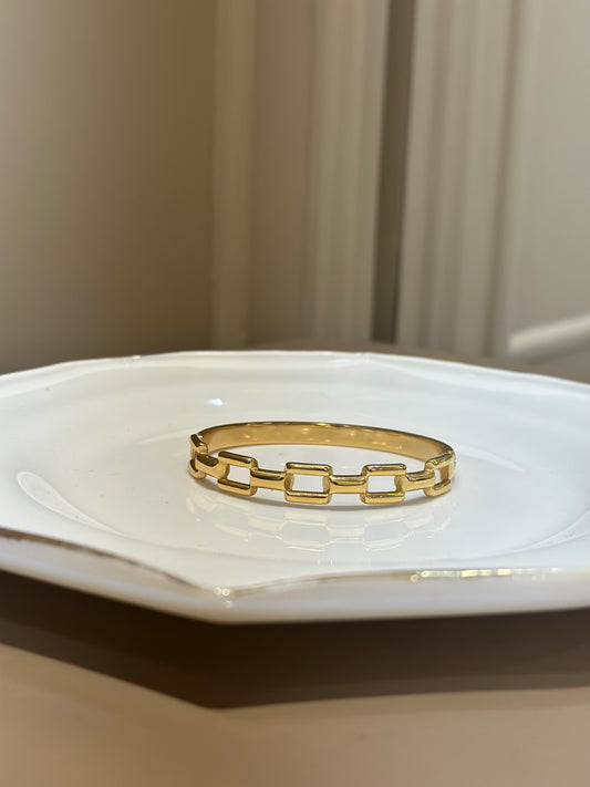 Linked bracelet