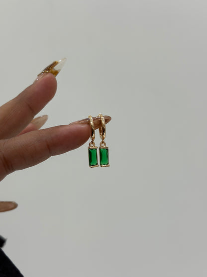 Vioni dangler earrings