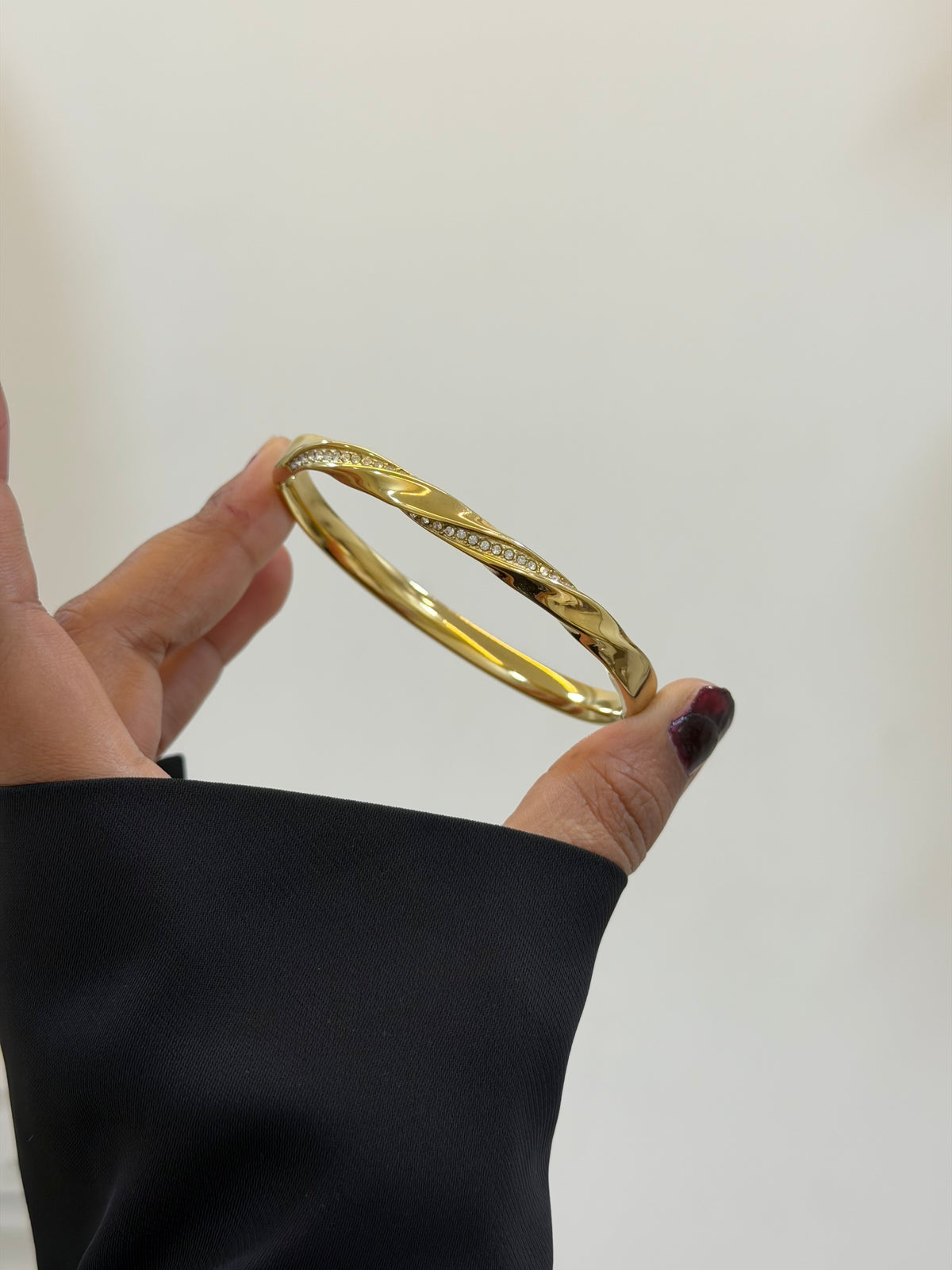 Ria twisted statement bracelet